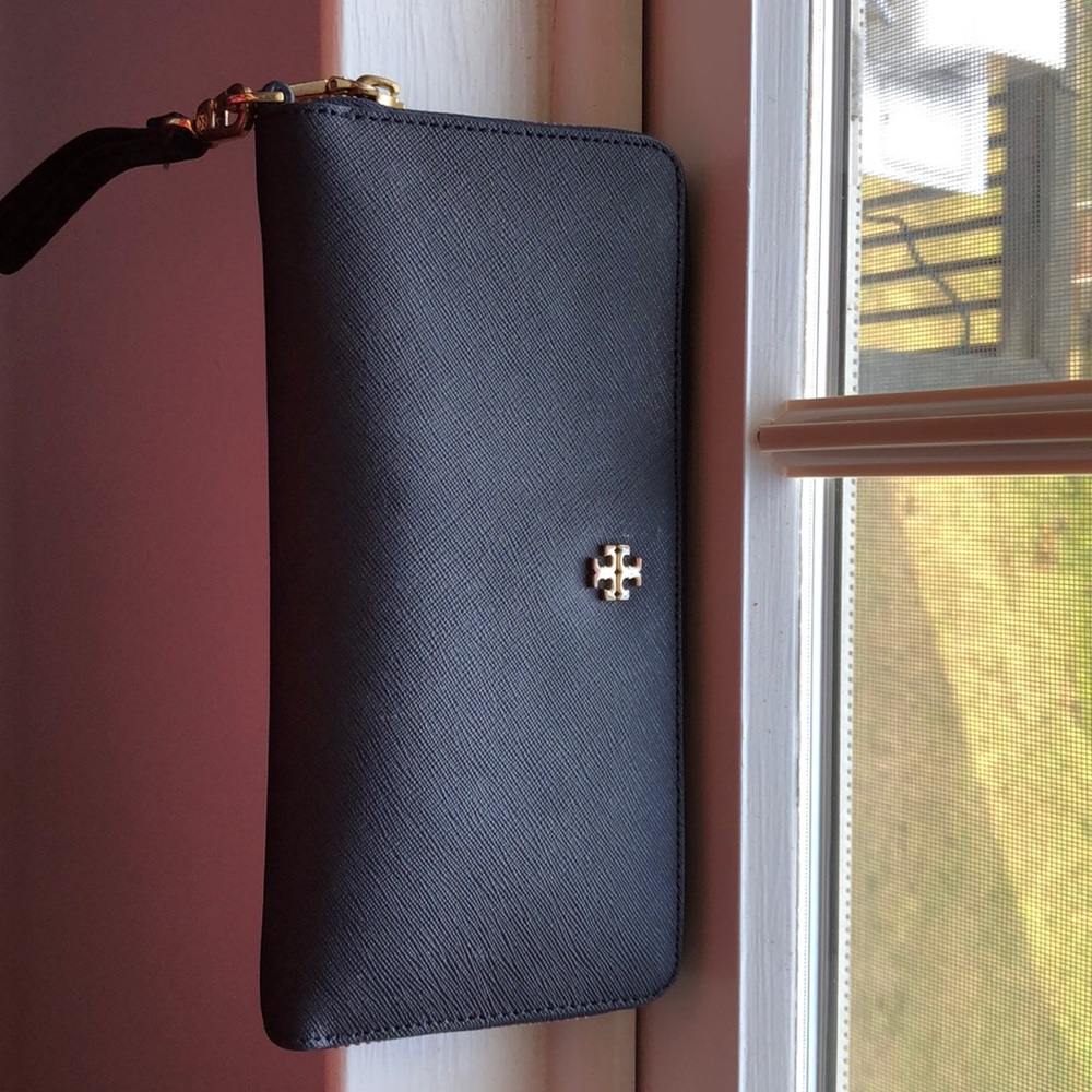 * FLASH SALE* Tory Burch navy bag